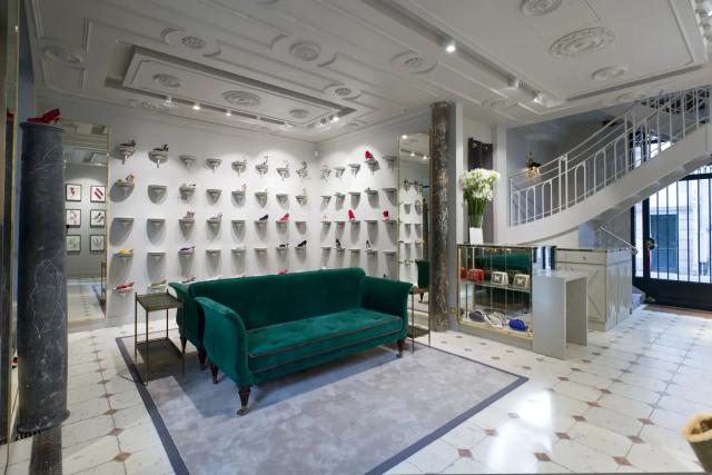 large_manolo_b_store_dm11.webp